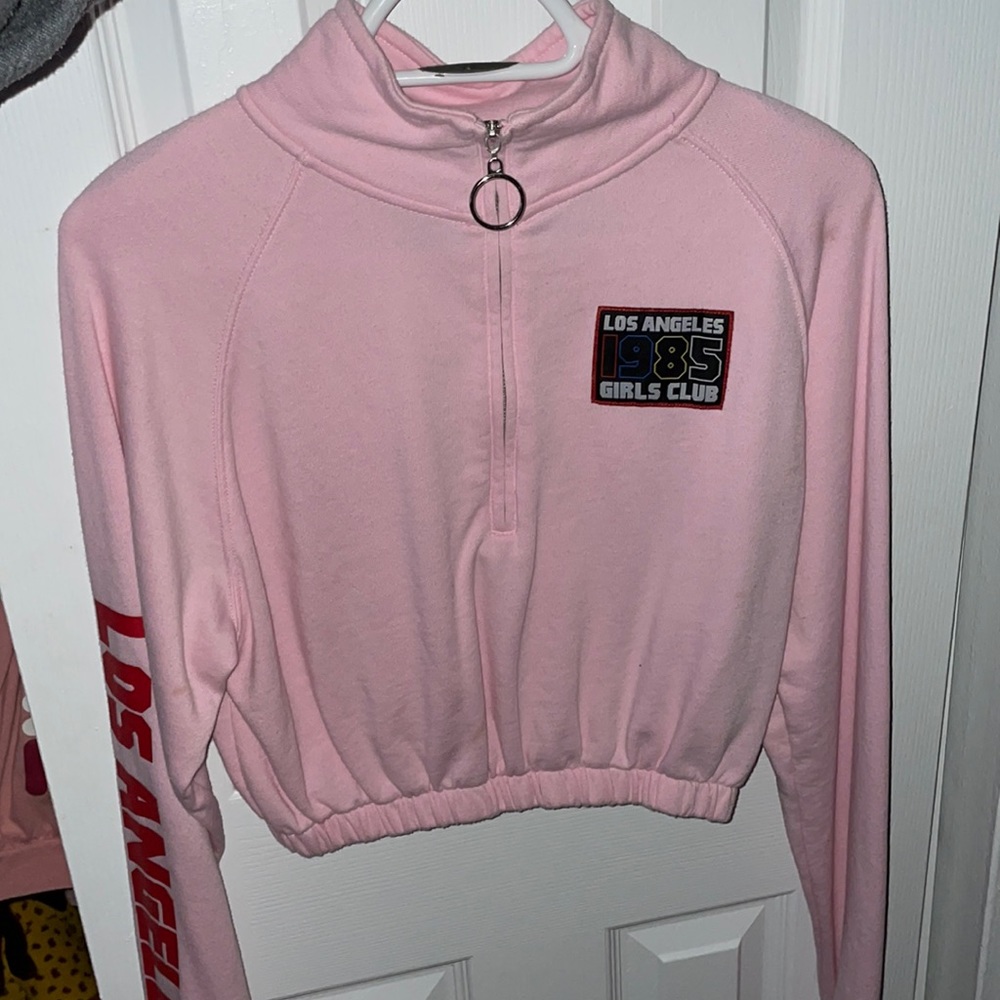 Medium pink crop top crew neck